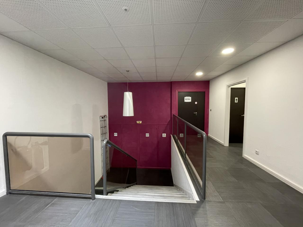 Bureau Aix-en-Provence 310m² Location bureau Aix-en-Provence Bouches-du-Rhône OLBUR2114968 1